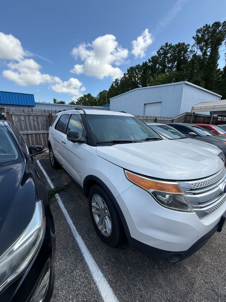 2012 Ford Explorer XLT's photo