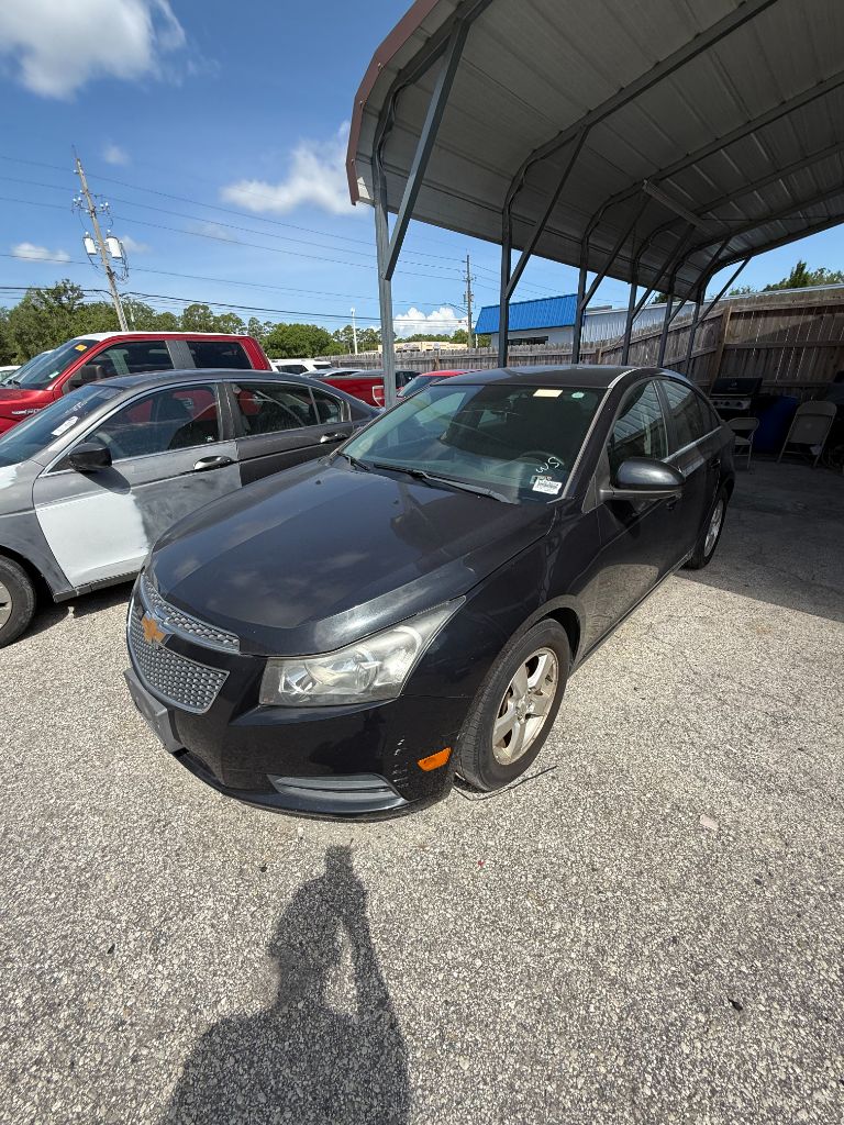 2014 Chevrolet Cruze 1LT's photo