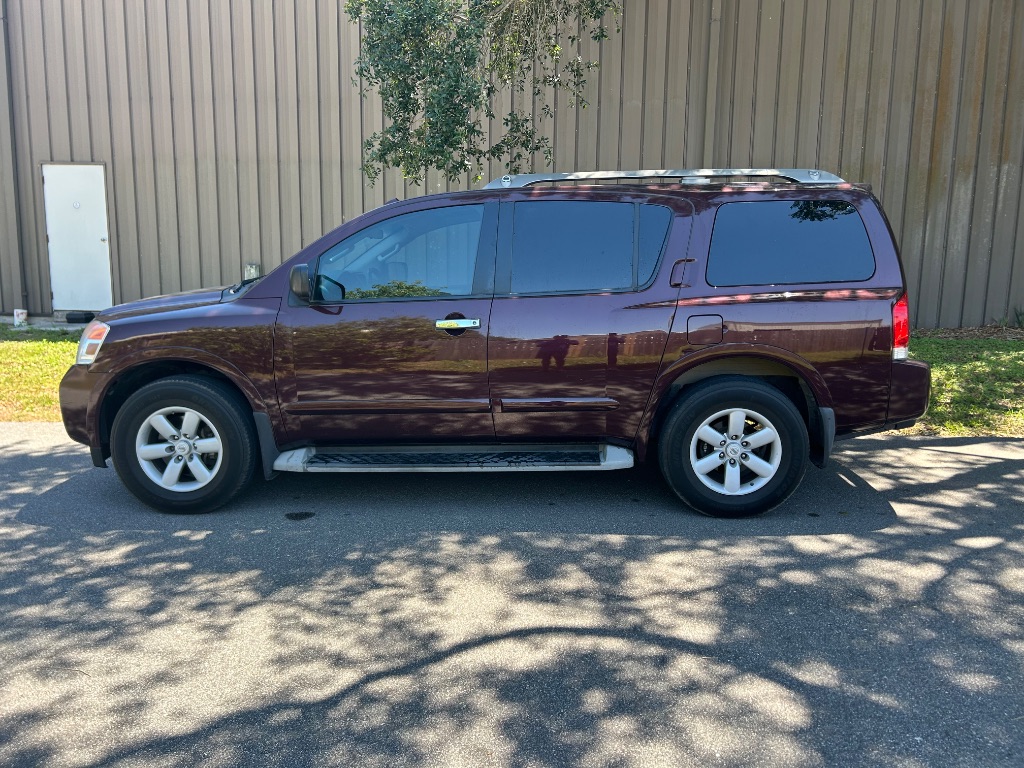 2013 Nissan Armada SV - Photo 8