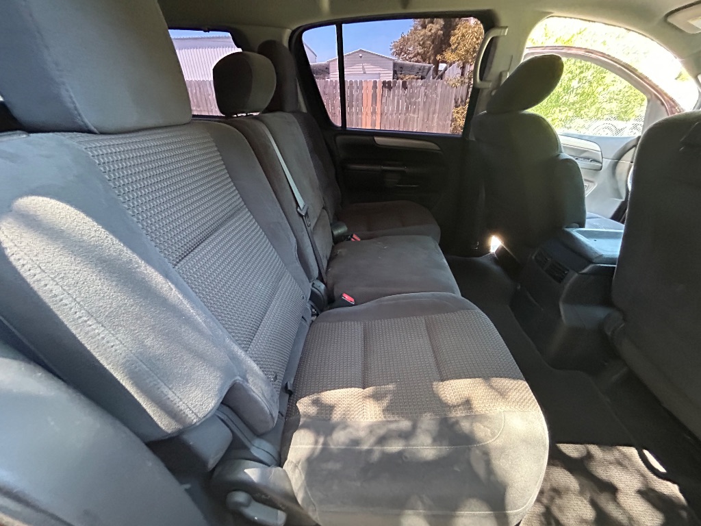 2013 Nissan Armada SV - Photo 14