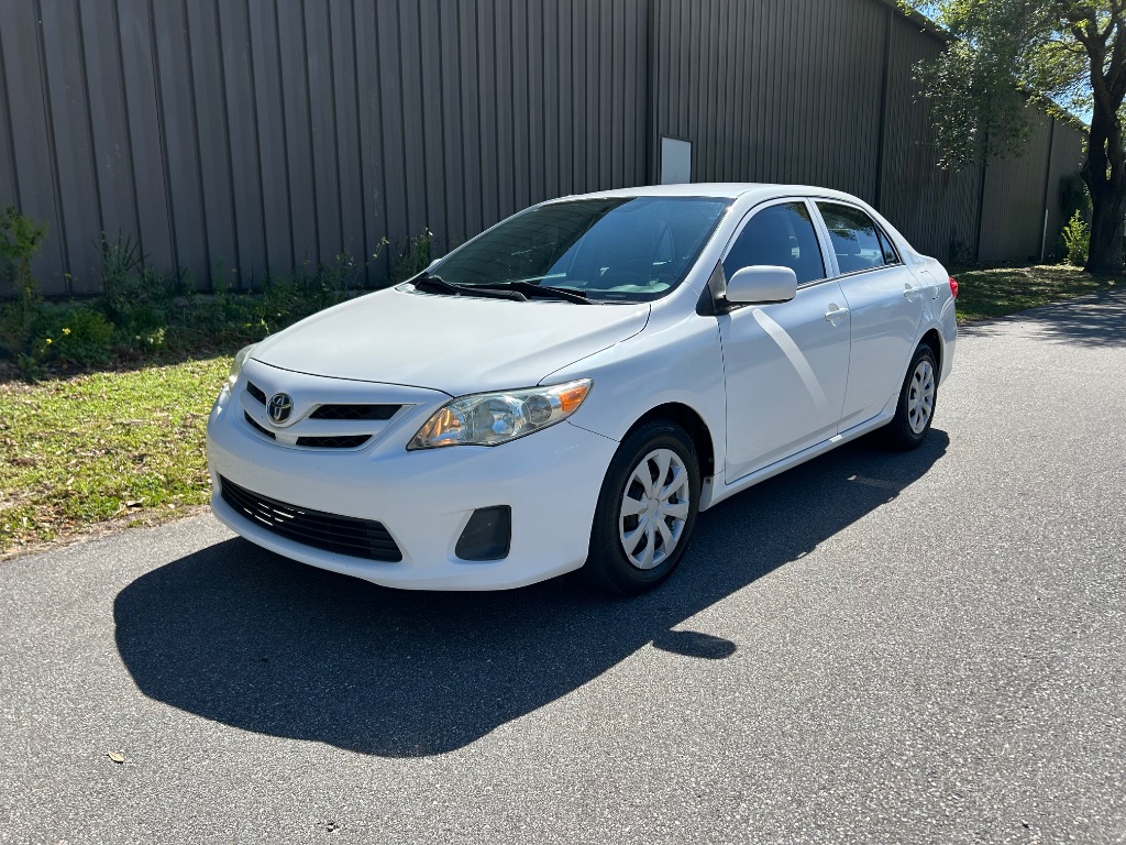 2013 Toyota Corolla LE